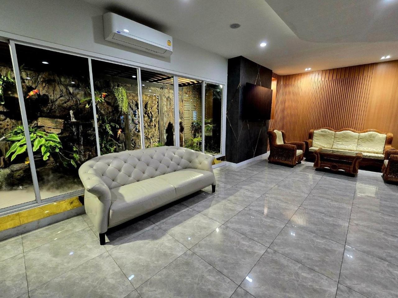 Lhc Hotel And Resort Pattaya Exteriér fotografie